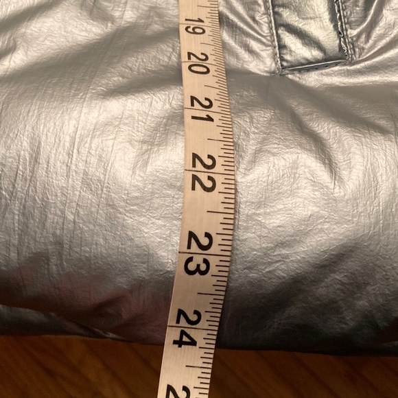 Noize Women's Shiny Gray/SilverPuffer Jacket - Picture 9 of 13